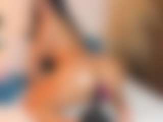 Sally-Rosses's Live Sex Cam Show