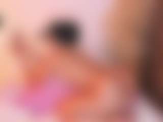 Live cam show with Sally-Rosses - Strip Brown Hair on Hubzter Live