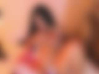 Live cam show with Sally-Rosses - Fingers on Camsoda