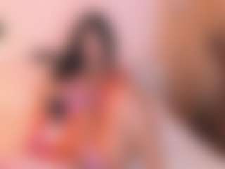 Live cam show with Sally-Rosses - Lush Brown Hair on Camversity