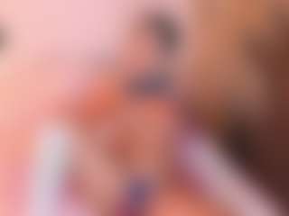 Sally-Rosses's Live Sex Cam Show