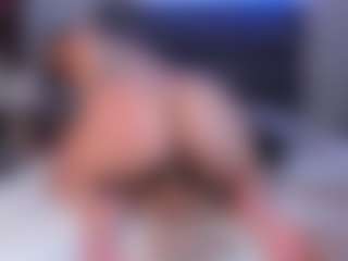 SusannRoss's Live Sex Cam Show