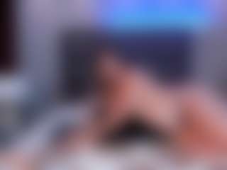 Live cam show with SusannRoss - Middle Aged on Soda Cam
