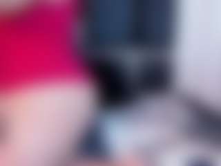 Live cam show with SusannRoss - Facial on madthumbs