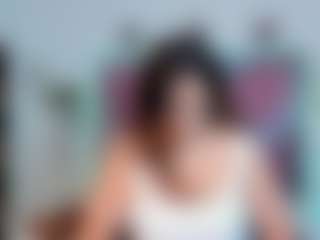Live cam show with SusannRoss - Public on TeamSkeetLive