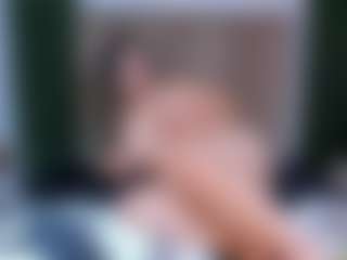 Live cam show with SusannRoss - Oil on livesexfox.com
