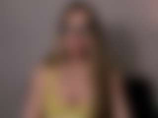 Live cam show with AriaGntle - Middle Aged on SquirtSoMuch