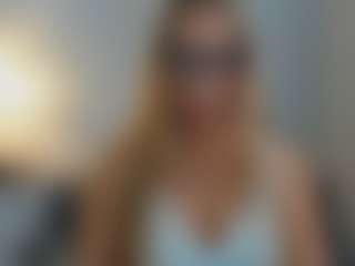 AriaGntle's Live Sex Cam Show
