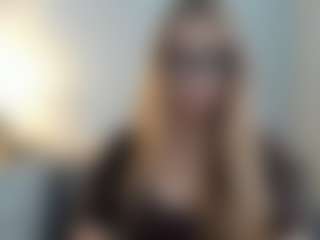 AriaGntle's Live Sex Cam Show