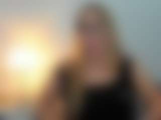 AriaGntle's Live Sex Cam Show