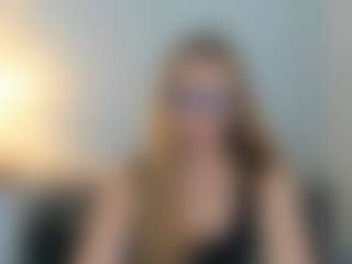 AriaGntle's Live Sex Cam Show