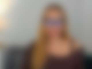 AriaGntle's Live Sex Cam Show