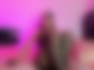 Live cam show with realsweetbrina - Tease on Camsoda