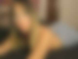 Live cam show with BlindingLightss - Blowjob on milfzrlive.com