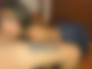 BlindingLightss's Live Sex Cam Show