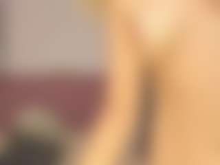 BlindingLightss's Live Sex Cam Show