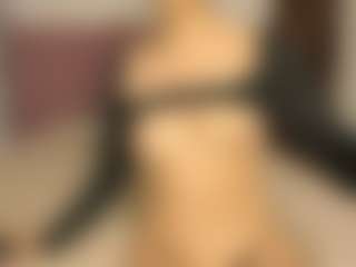 BlindingLightss's Live Sex Cam Show