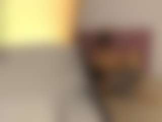 BlindingLightss's Live Sex Cam Show