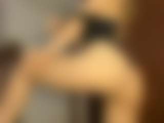 BlindingLightss's Live Sex Cam Show