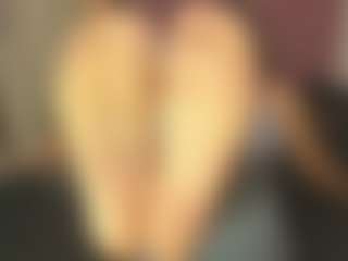BlindingLightss's Live Sex Cam Show