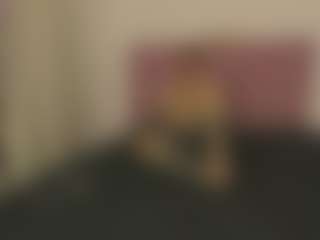 BlindingLightss's Live Sex Cam Show