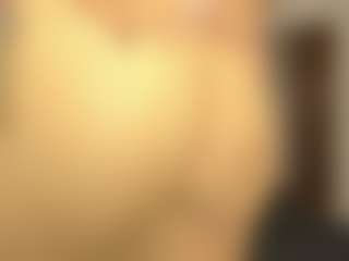 BlindingLightss's Live Sex Cam Show