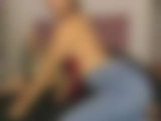 BlindingLightss's Live Sex Cam Show