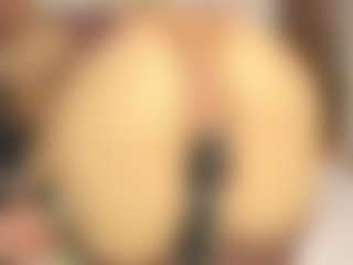 Live cam show with BlindingLightss - Athletic BBW on studioflirtlive.com