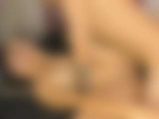 Live cam show with BlindingLightss - Athletic Dildo on sexylive.show