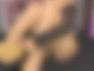 BlindingLightss's Live Sex Cam Show