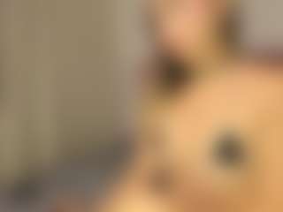 BlindingLightss's Live Sex Cam Show