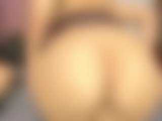 BlindingLightss's Live Sex Cam Show
