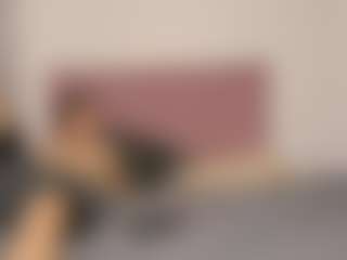 BlindingLightss's Live Sex Cam Show