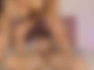 BlindingLightss's Live Sex Cam Show