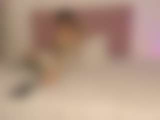 BlindingLightss's Live Sex Cam Show