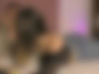 Live cam show with BlindingLightss - Latina on Hubzter Live | colombia