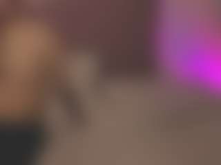 BlindingLightss's Live Sex Cam Show