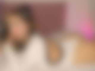 Live cam show with BlindingLightss - Gagging on madthumbs