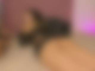 Live cam show with BlindingLightss - Teen (18+) on Camsoda