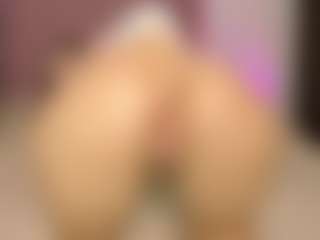 BlindingLightss's Live Sex Cam Show
