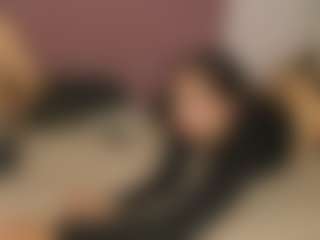 BlindingLightss's Live Sex Cam Show