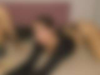 BlindingLightss's Live Sex Cam Show