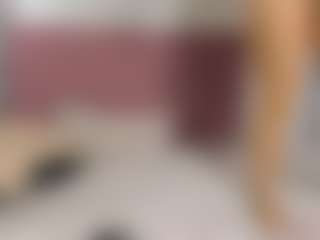 BlindingLightss's Live Sex Cam Show