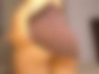 BlindingLightss's Live Sex Cam Show