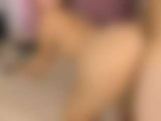 BlindingLightss's Live Sex Cam Show