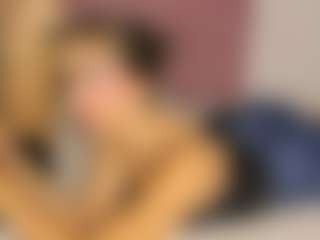 BlindingLightss's Live Sex Cam Show
