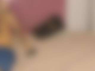 Live cam show with BlindingLightss - Shaved Pussy on Camsoda