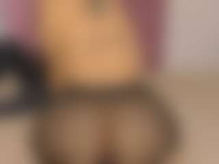 BlindingLightss's Live Sex Cam Show