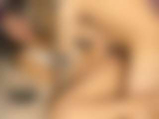 BlindingLightss's Live Sex Cam Show