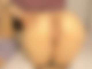 BlindingLightss's Live Sex Cam Show